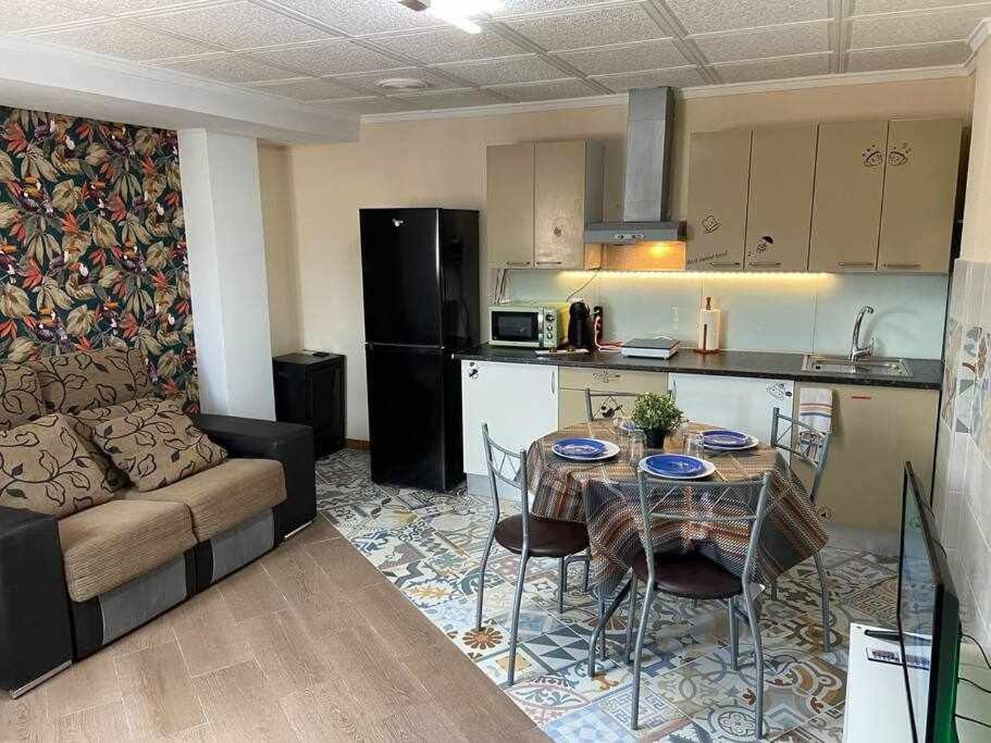 Apartamentos Centro Ciudad 2 Habitaciones إلدا المظهر الخارجي الصورة